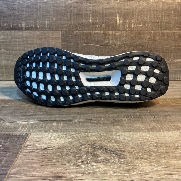 Adidas Ultraboost Clima ‘White’ - Picture 5 of 7